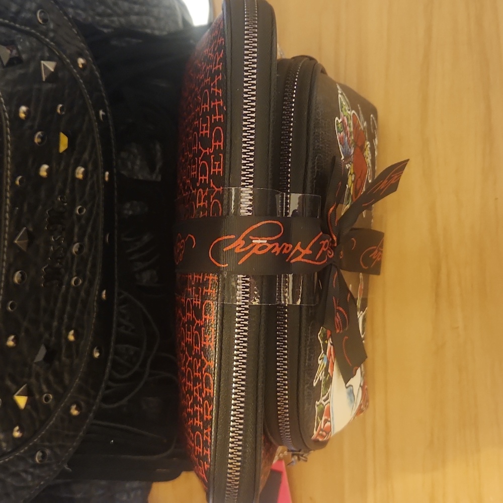 Ed Hardy 2 Piece Cosmetic Bag Set NWT - Picture 7 of 7
